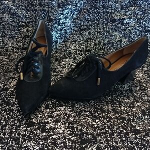 Sexy vintage low heel